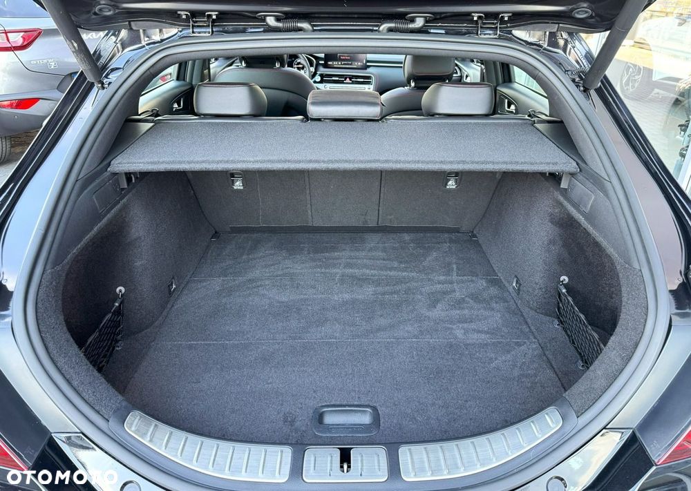 Genesis G70 - 16