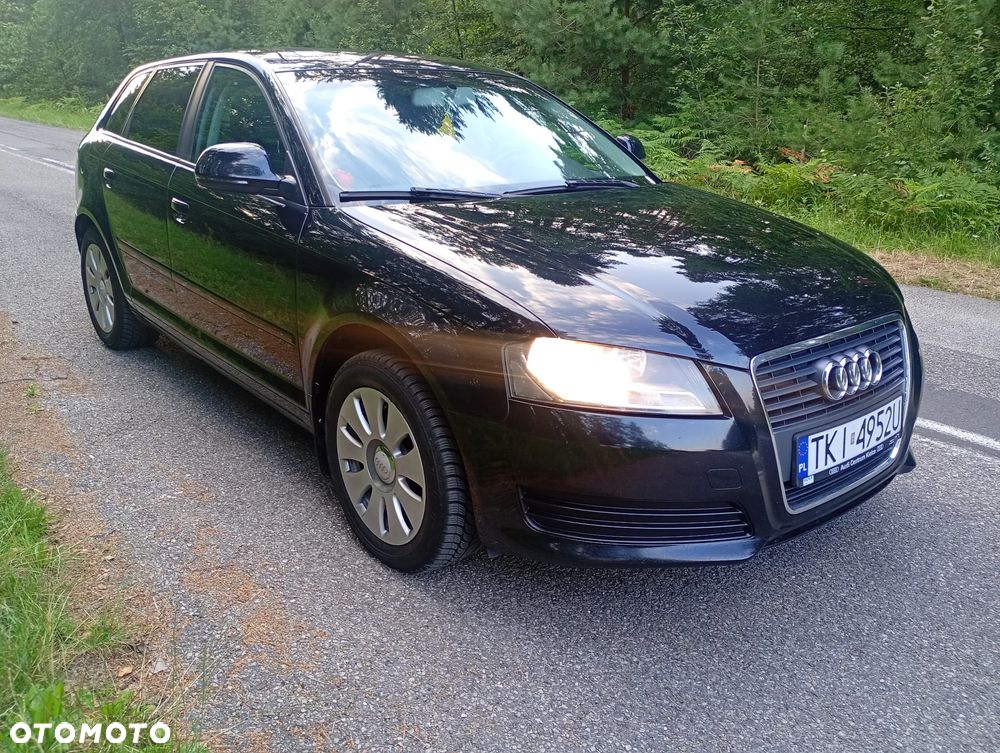 Audi A3 Sportback 1.6 TDI DPF Ambition - 4