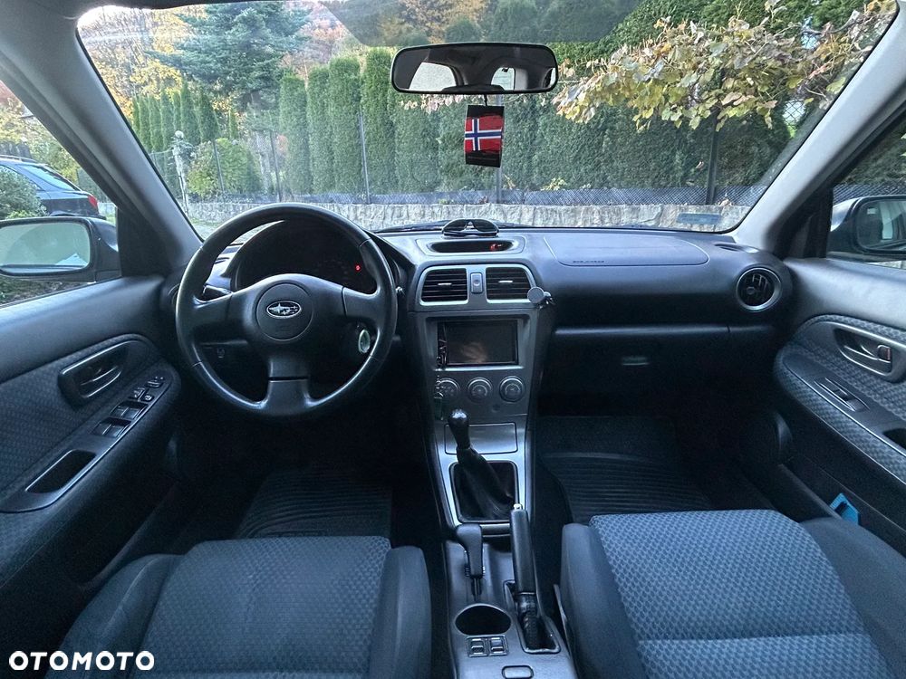 Subaru Impreza 1.5R - 7