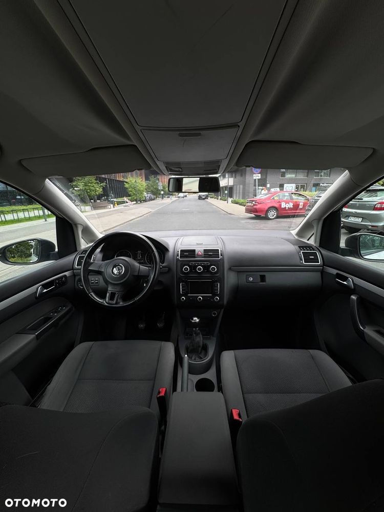 Volkswagen Touran 1.6 TDI DPF Comfortline - 9