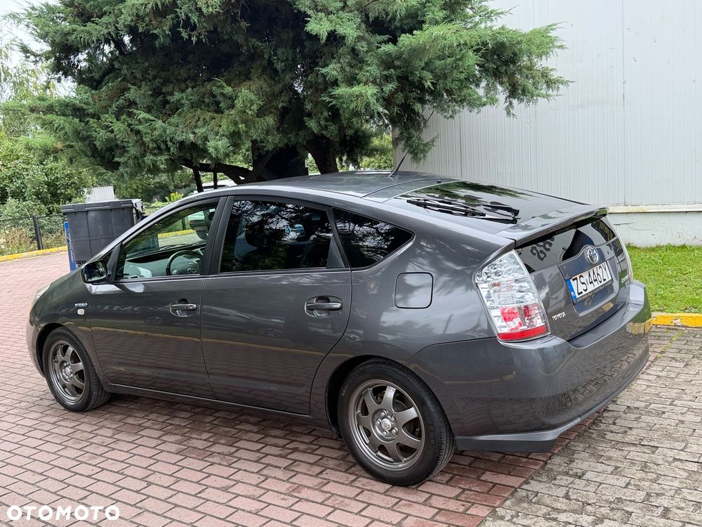 Toyota Prius 1.5 VVT-i Sol (nav) - 9