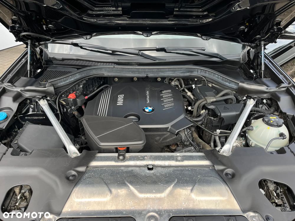 BMW X3 sDrive18d Advantage - 29