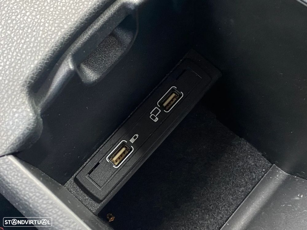 Mercedes-Benz GLA 220 d 4Matic 7G-DCT AMG Line - 11