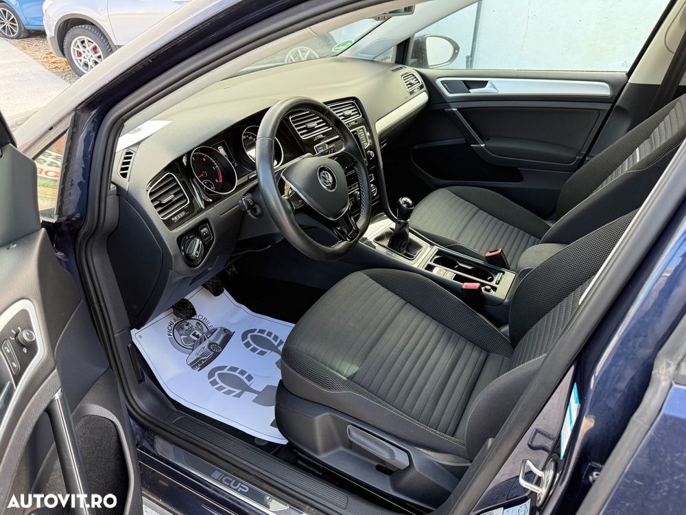 Volkswagen Golf 1.6 BlueTDI Cup - 11