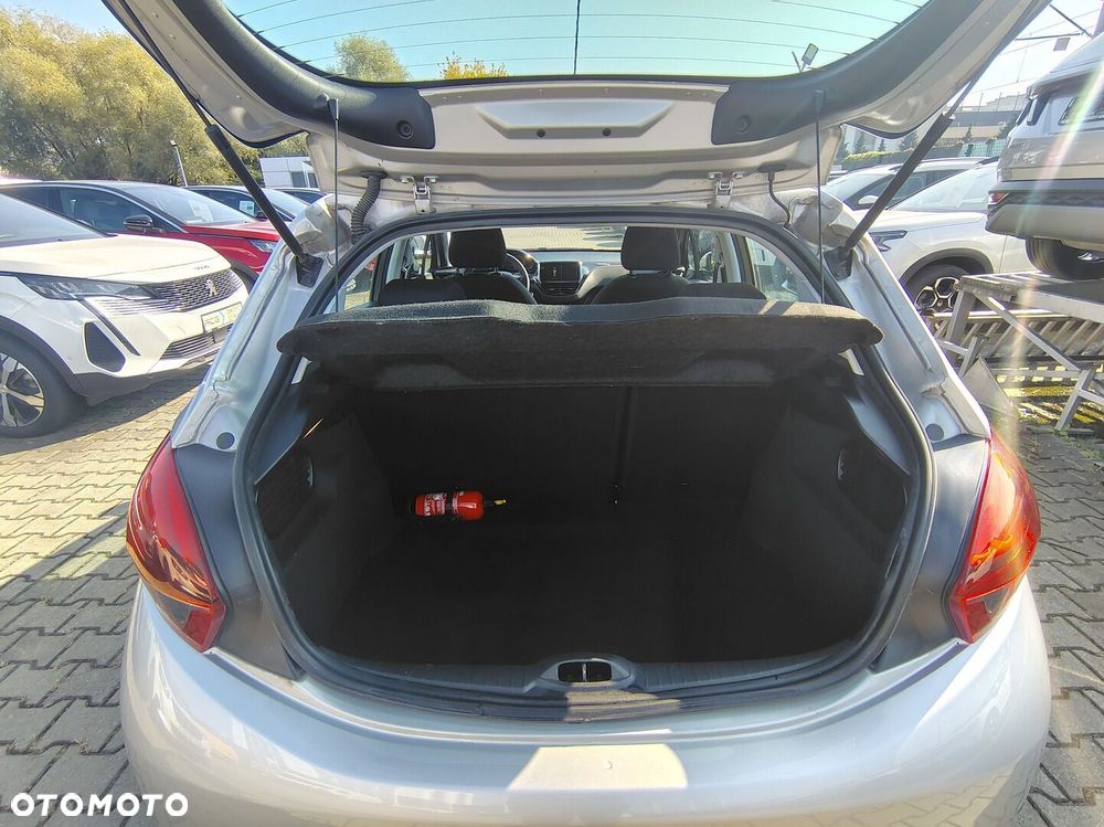 Peugeot 208 1.2 PureTech Active - 11