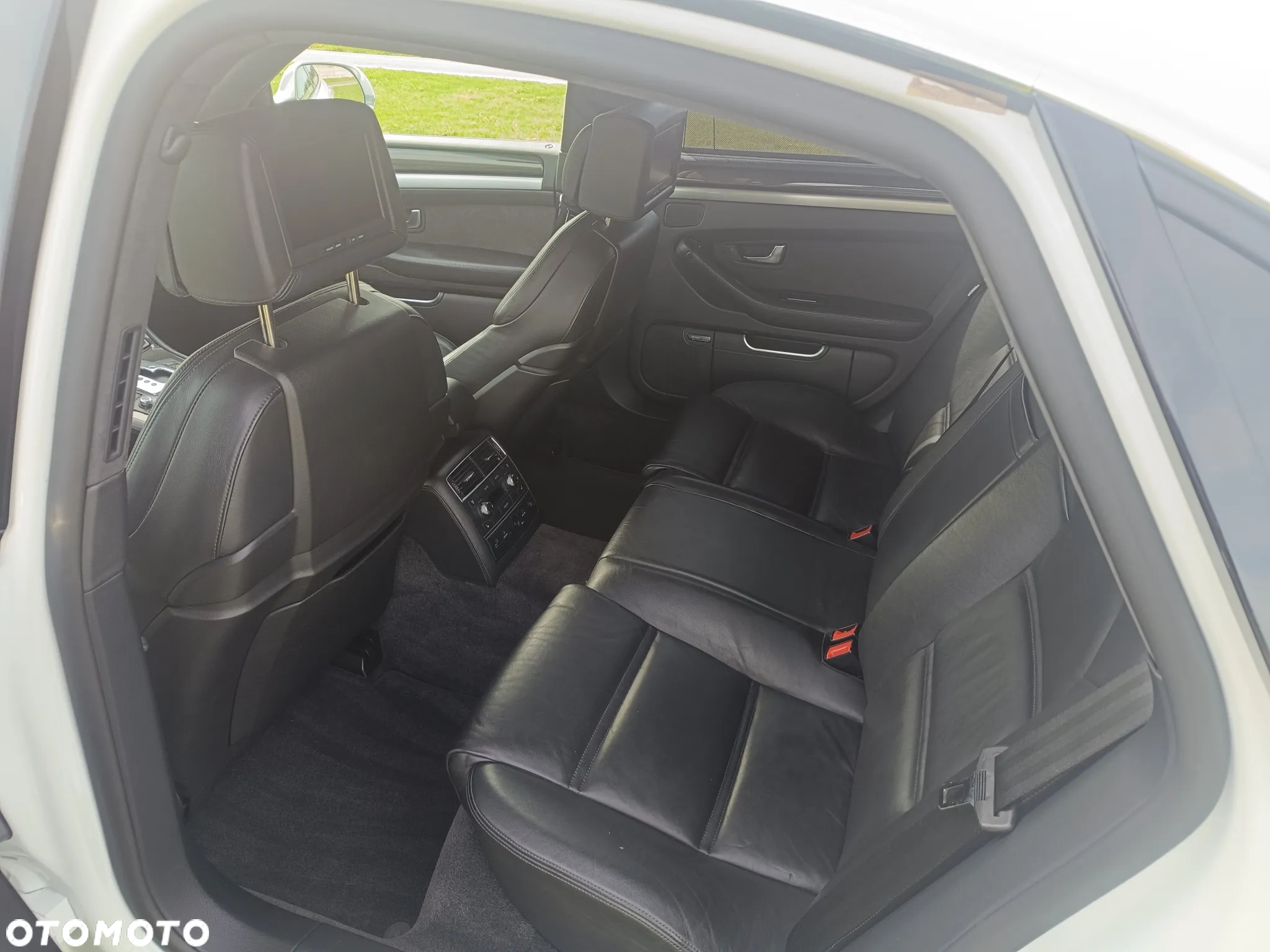 Audi S8 5.2 FSI Quattro - 13