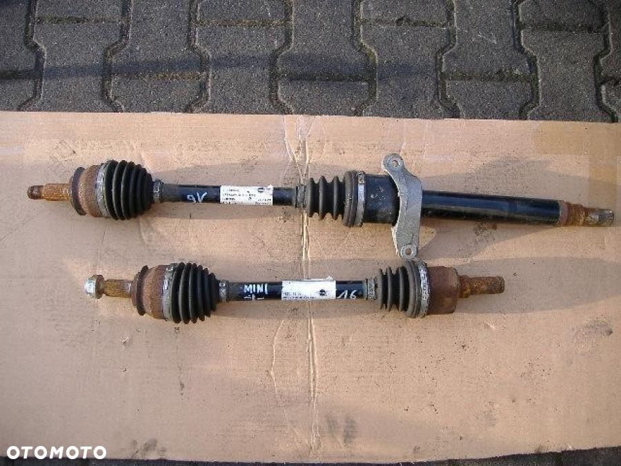MINI R56 1.6 półoś prawa 4853486 - 1