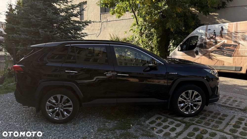 Toyota RAV4 - 4