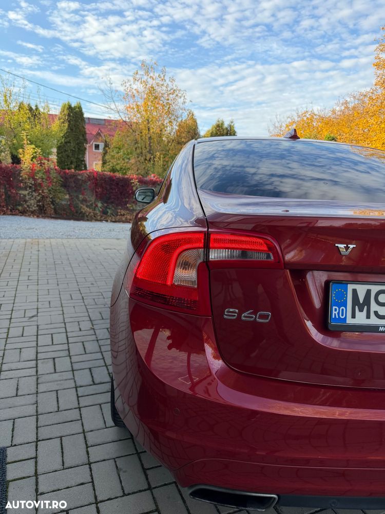Volvo S60 - 30