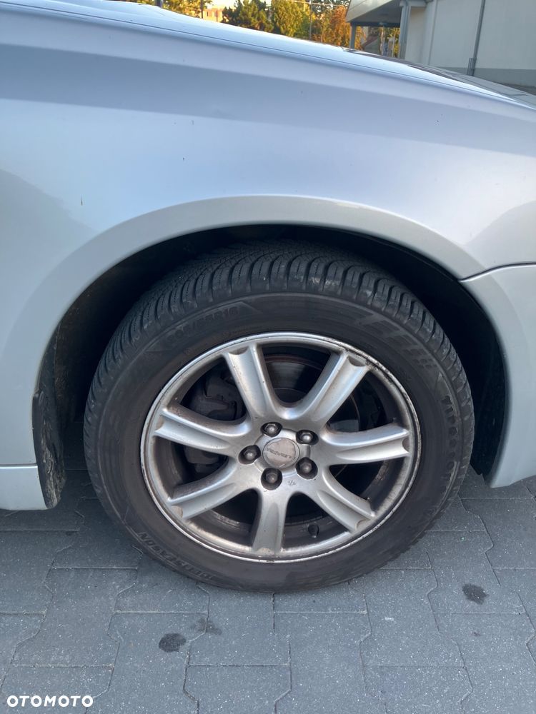 Subaru Legacy 2.0i MT - 20