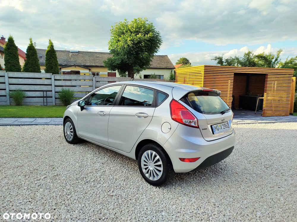 Ford Fiesta - 22
