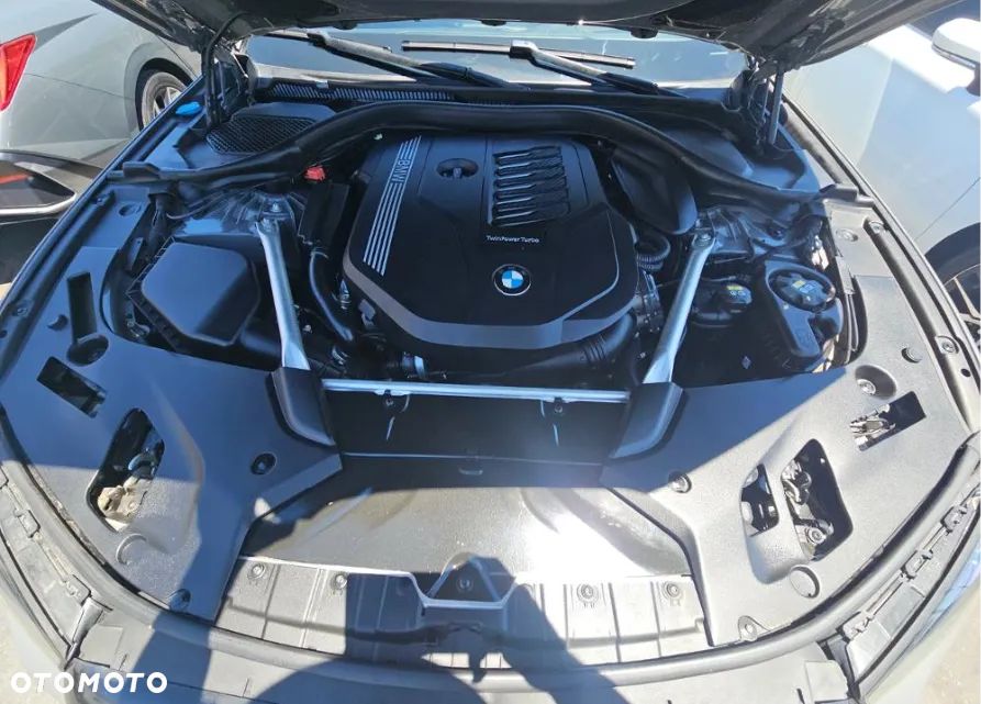 BMW Seria 5 540i xDrive M Sport Edition - 14
