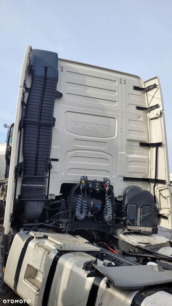 KOMPLETNA KABINA VOLVO FH4 GLOBETROTTER XL EURO 6 EUROPA - 4