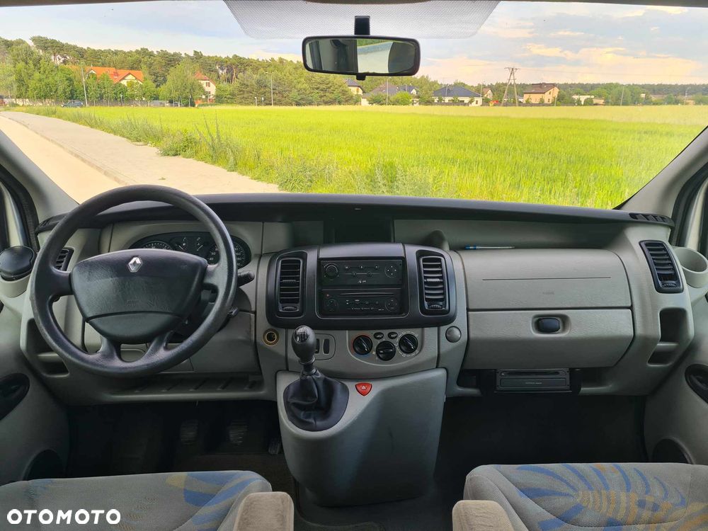 Renault Trafic Passenger Expression - 12