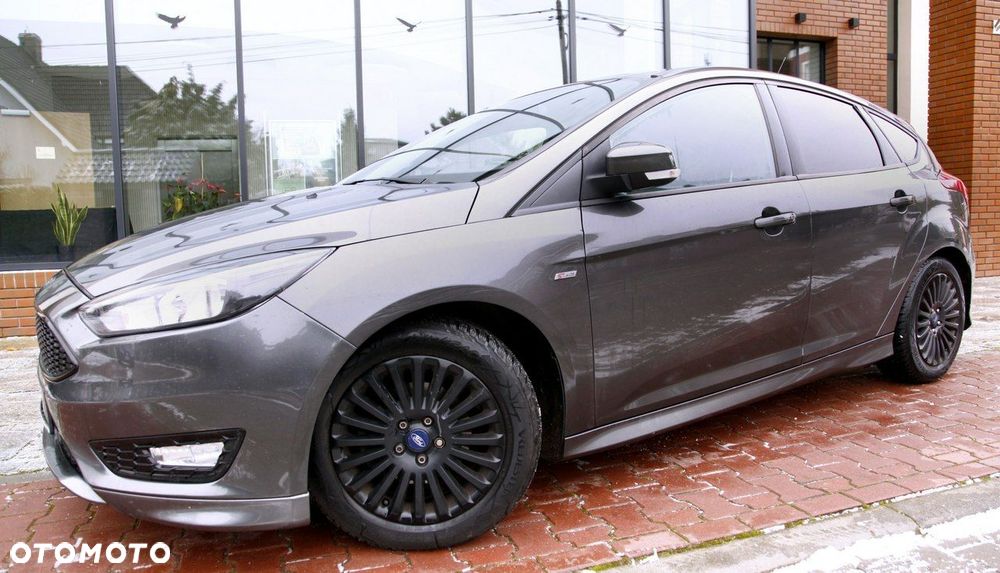 Ford Focus 1.0 EcoBoost ST-Line Style - 33