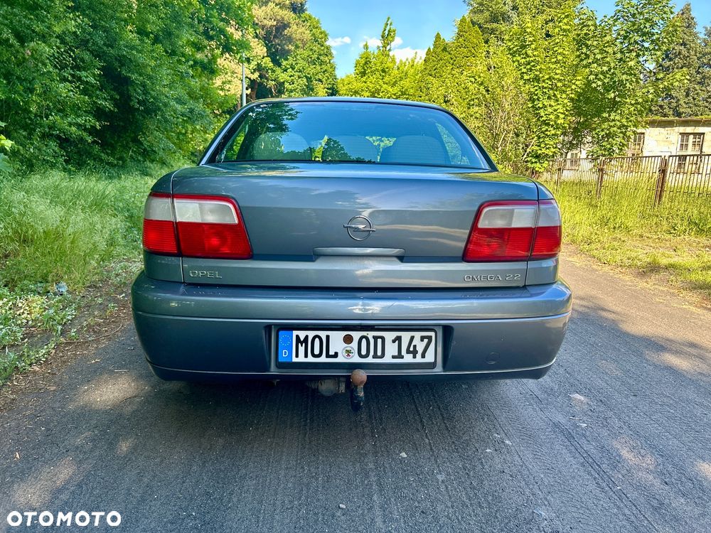 Opel Omega 2.2 Elegance - 5
