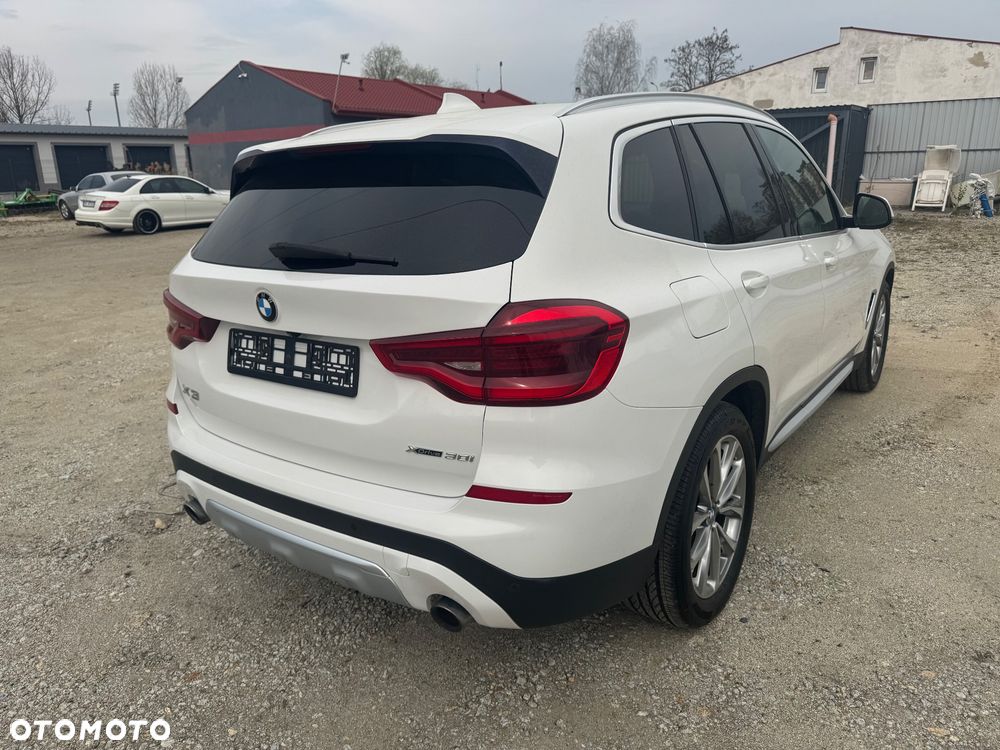 BMW X3 xDrive30i xLine - 4