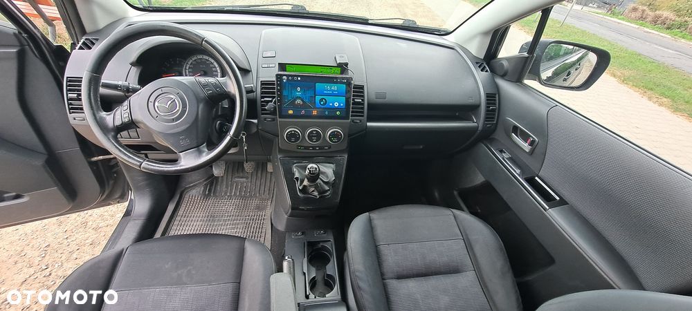 Mazda 5 - 7