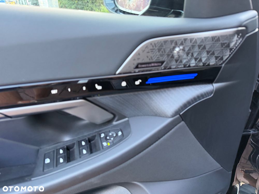 BMW Seria 5 520d xDrive mHEV M Sport - 27