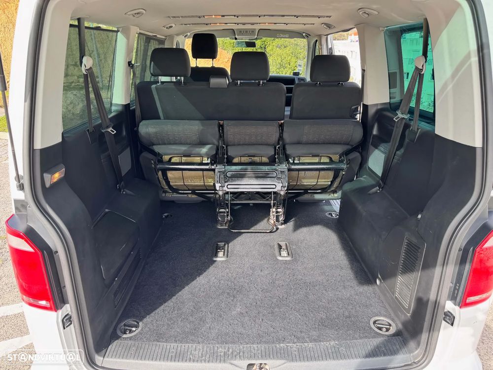 VW Caravelle 2.0 TDi BM Comfortline - 24