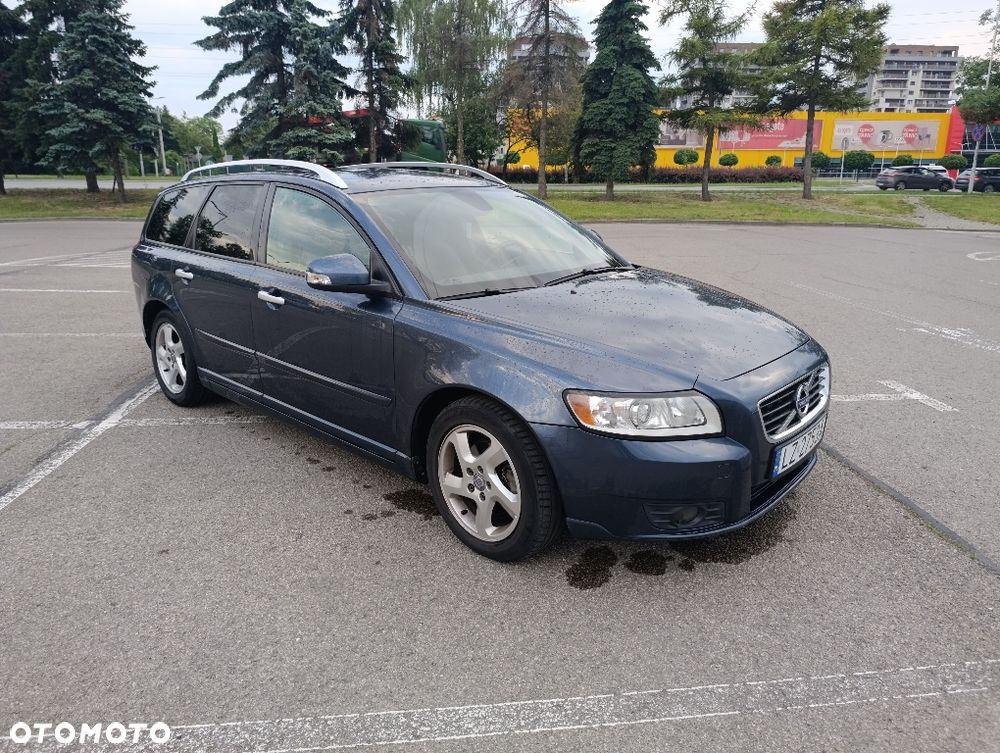 Volvo V50 - 2