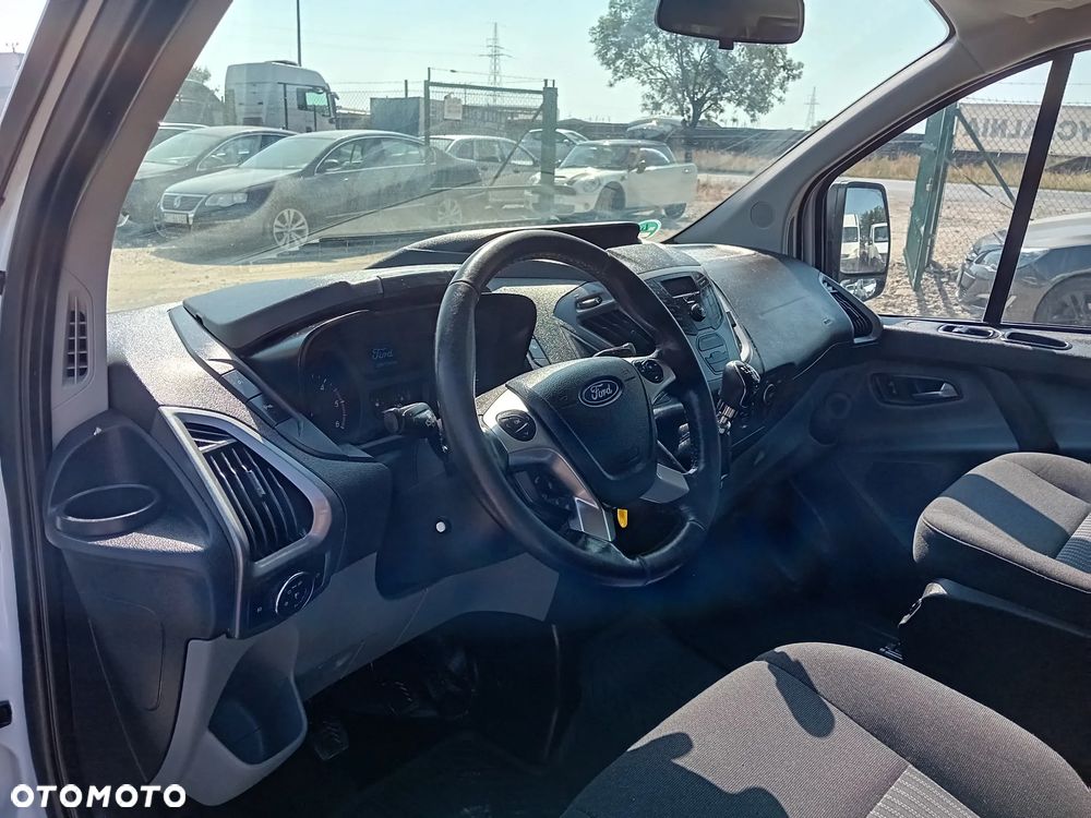 Ford Transit Custom - 19