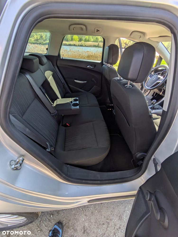 Opel Astra 1.4 Turbo - 15