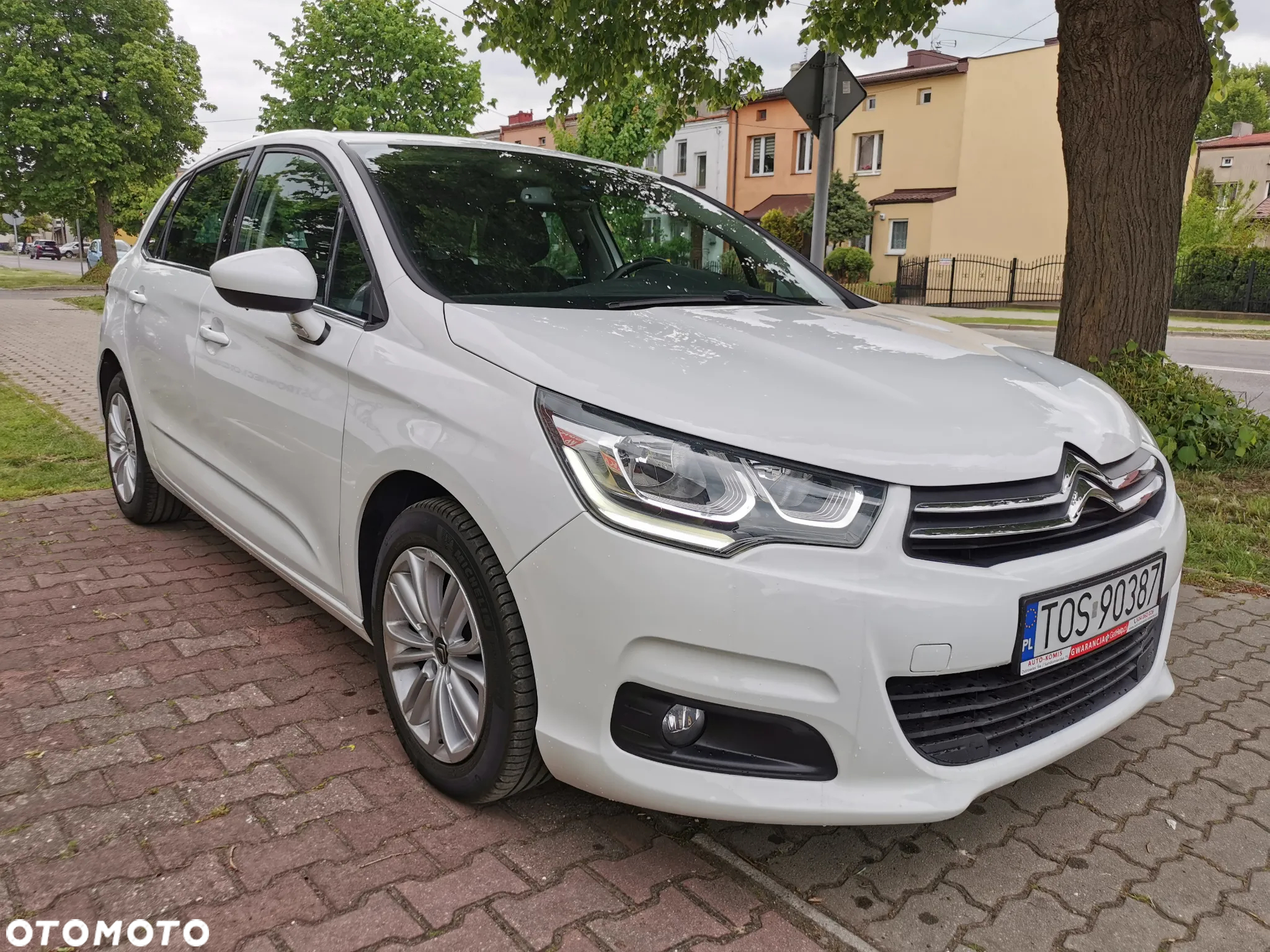 Citroën C4 PureTech 130 Stop&Start EAT8 FEEL - 3