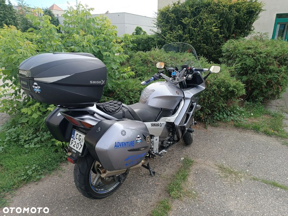 Yamaha FJR - 8