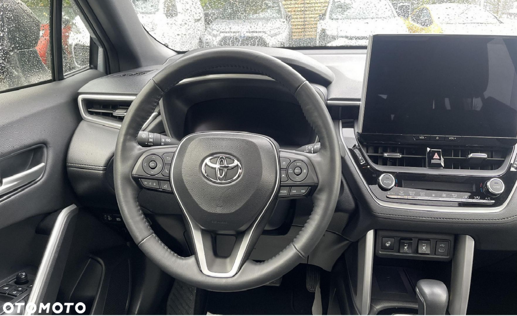 Toyota Corolla Cross - 11