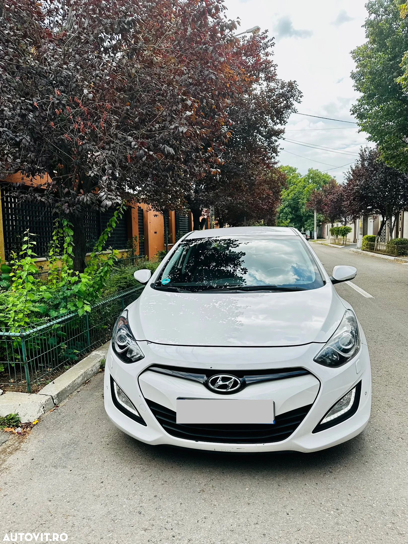 Hyundai i30 1.6 CRDI Premium - 1