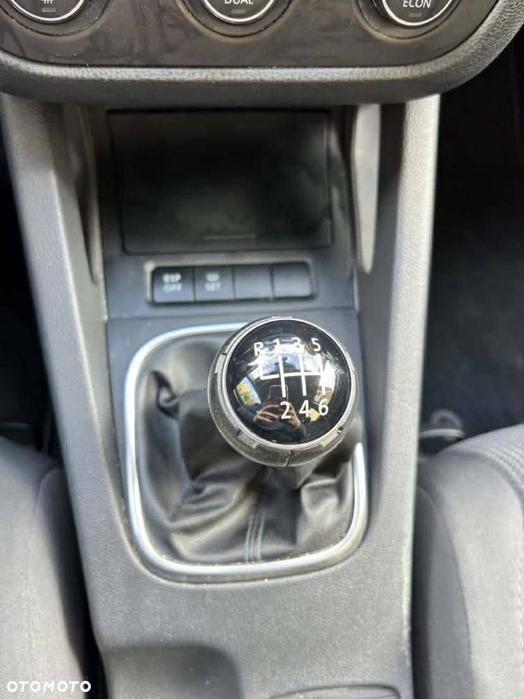 Volkswagen Jetta 1.6 FSI Comfortline - 20