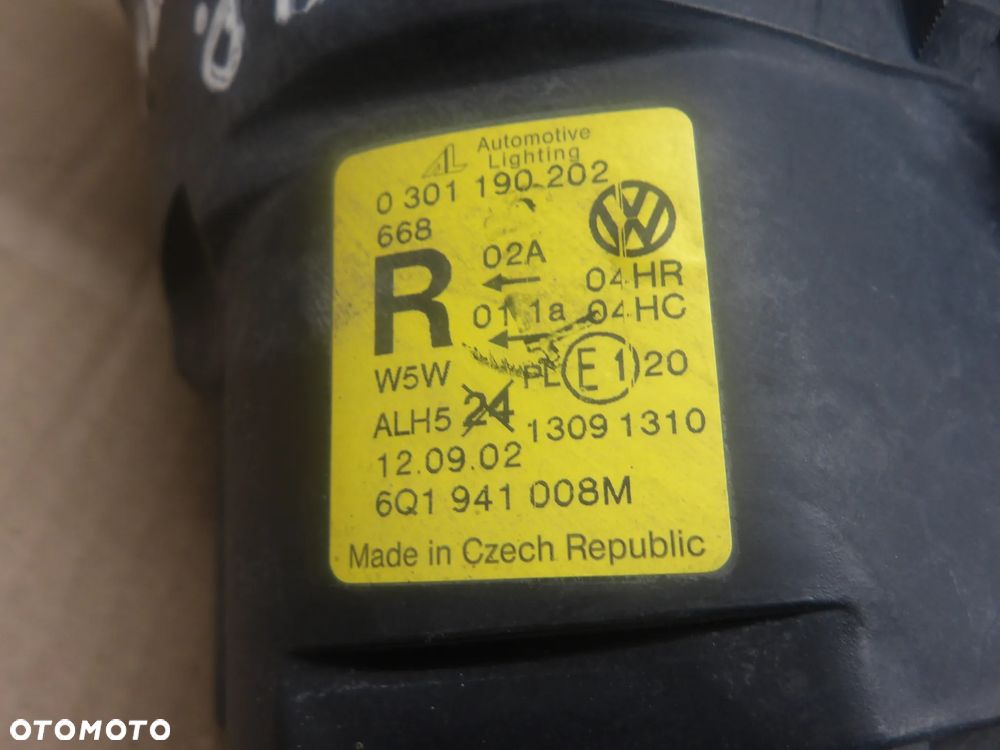 VW POLO IV 9N 5D (01-08) 1.2B LAMPA PRAWA LEWA PRZEDNIA PRZÓD 6Q1941008M 6Q1941007M - 10