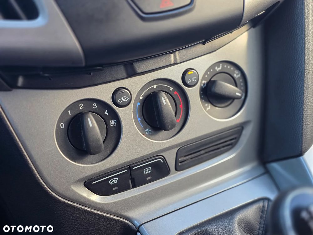 Ford Focus 1.6 TItanium - 20