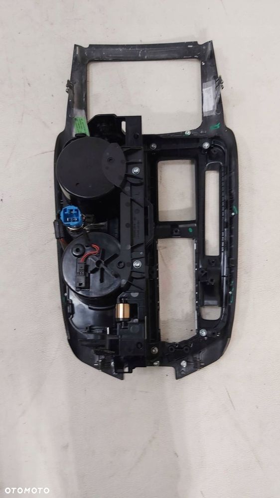 tuner środkowy dekor schowek carbon maserati levante 670161807 - 9