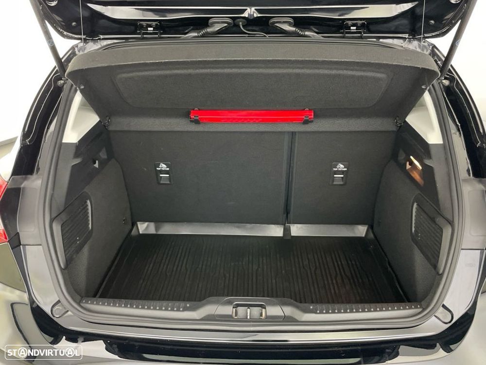 Ford Focus 1.0 EcoBoost Active - 13