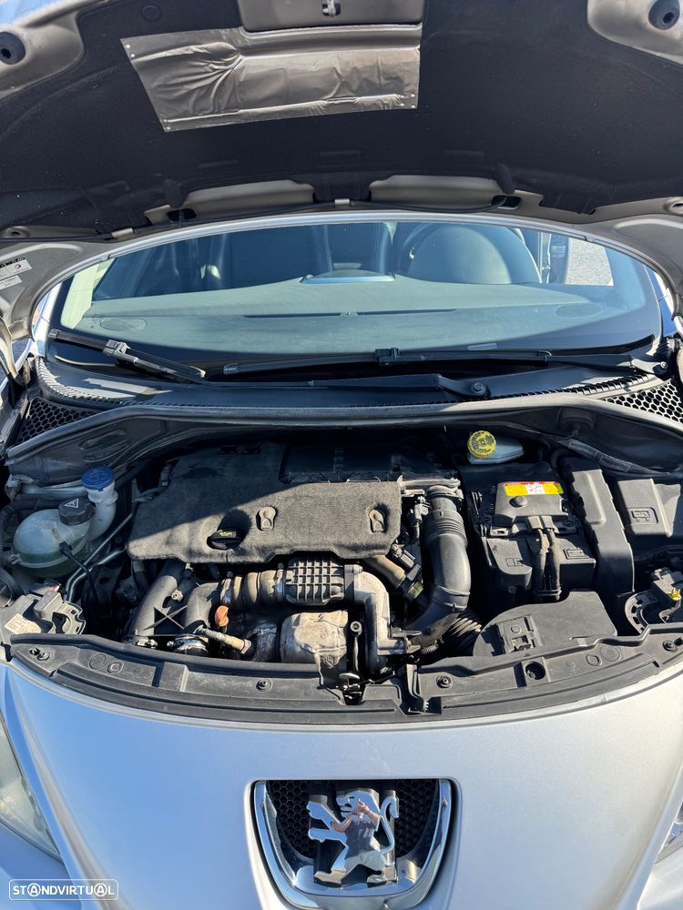 Peugeot 207 1.6 HDi 98g - 10