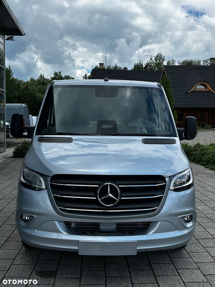 Mercedes-Benz Sprinter - 4