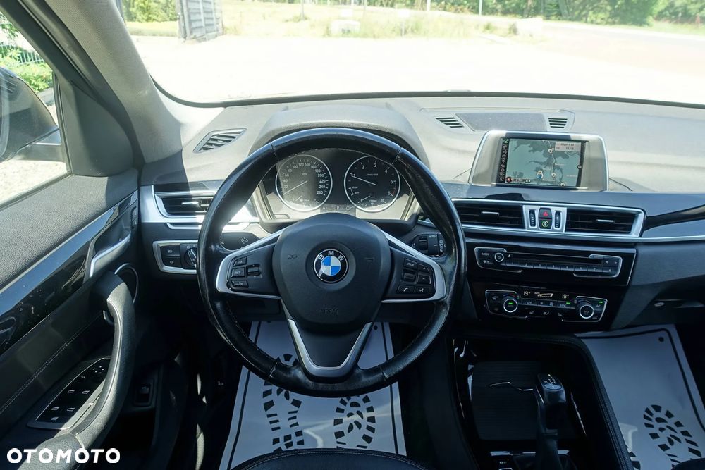 BMW X1 xDrive18d Sport Line - 10