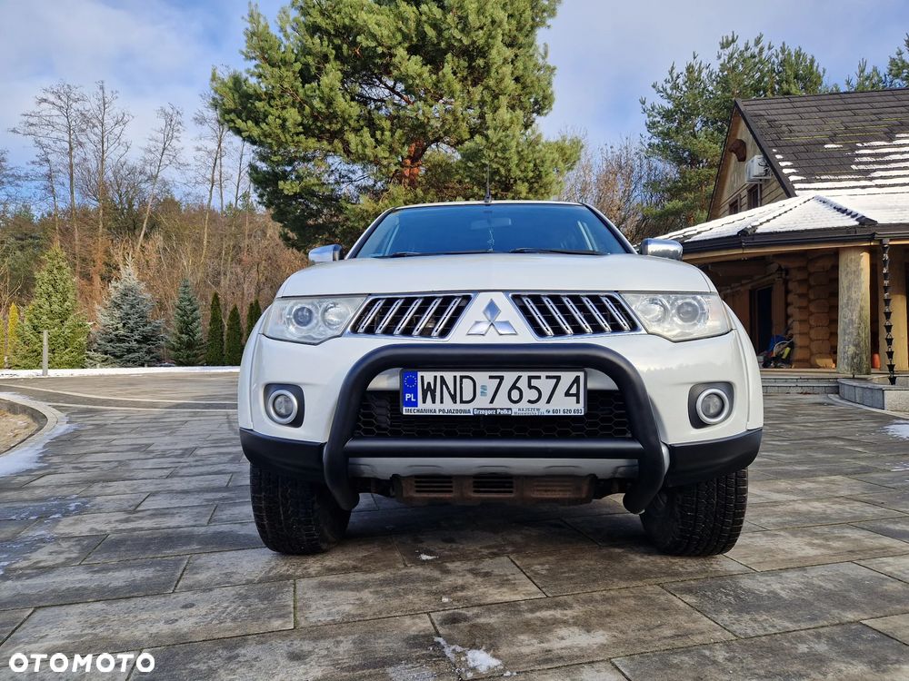 Mitsubishi Pajero Sport - 31