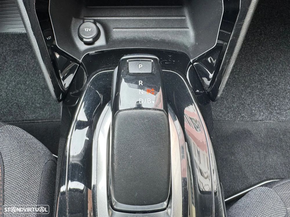 Peugeot e-208 Active Pack - 29