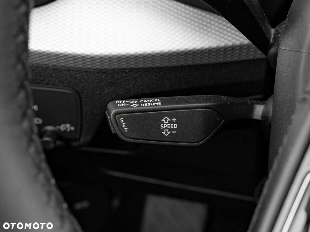 Audi Q2 35 TFSI S tronic - 16