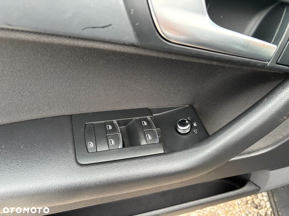 Audi A3 Sportback 1.6 TDI DPF Attraction - 14