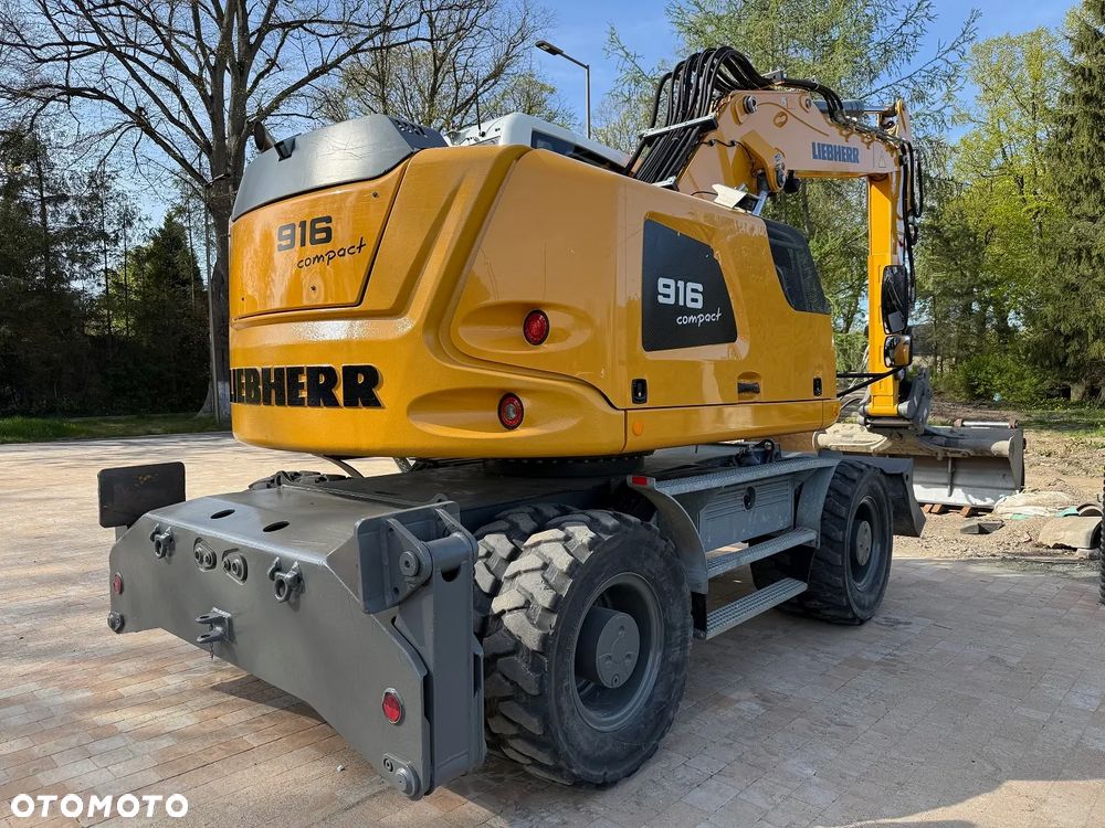 Liebherr 916 Compact - 4