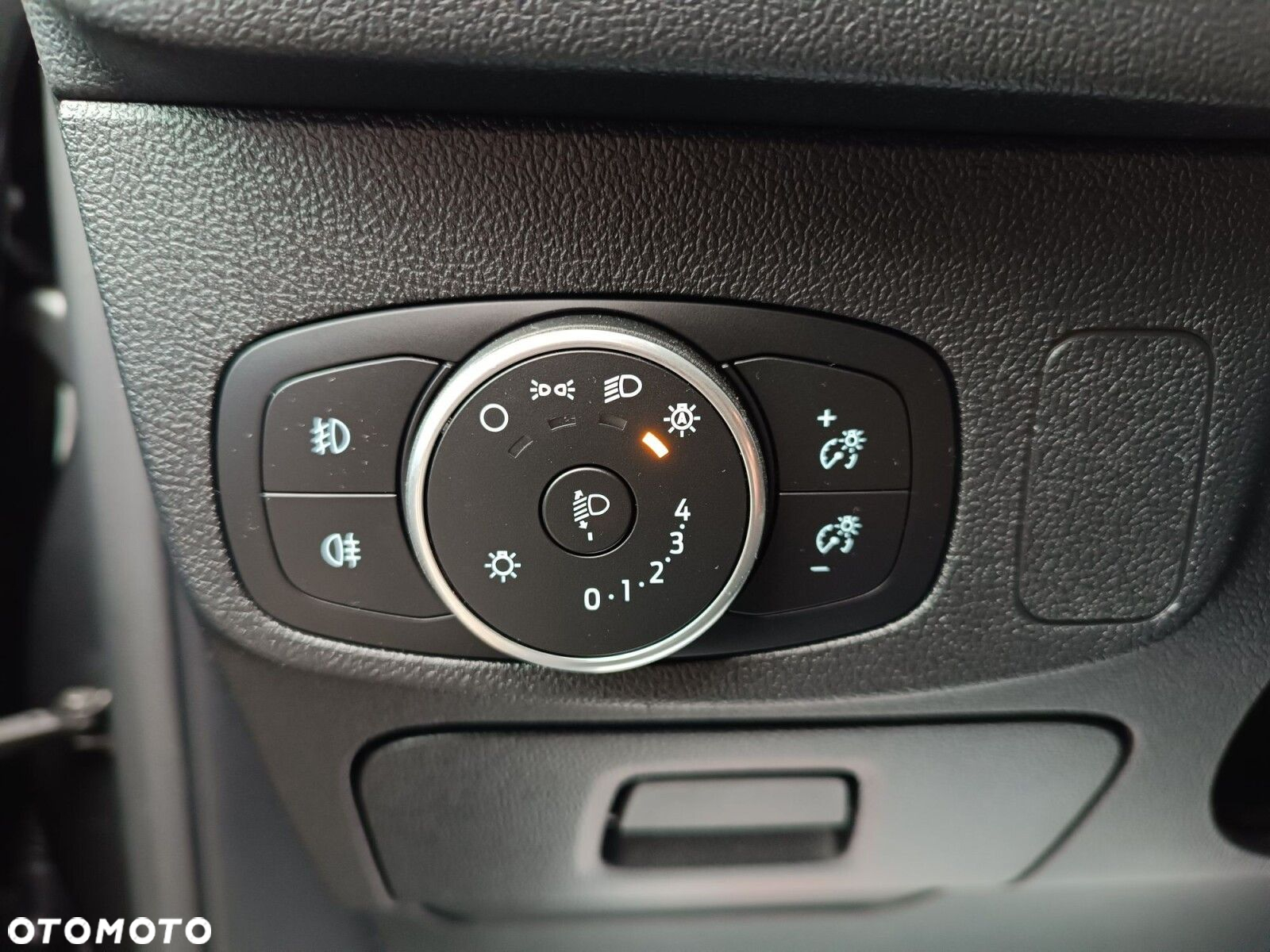 Ford Focus 1.5 EcoBlue Trend Edition - 28