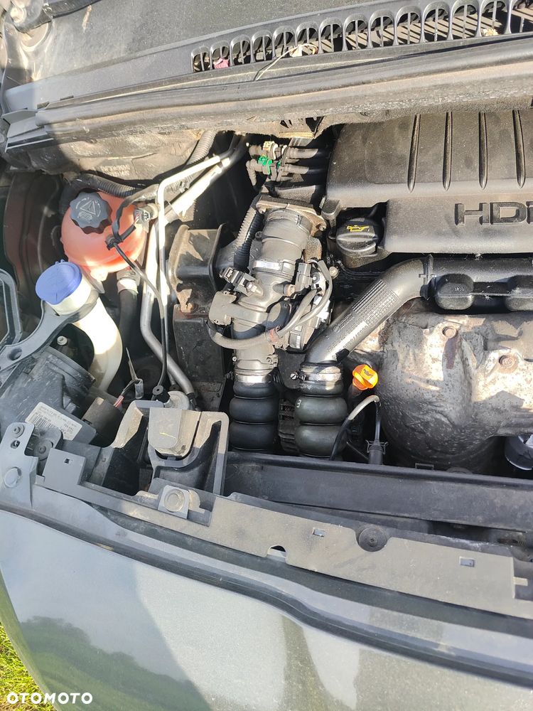 Peugeot 5008 1.6 HDi Premium - 9