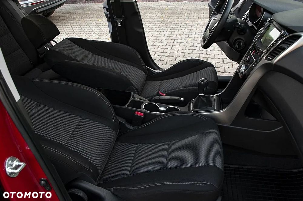 Hyundai i30 1.4 Comfort - 38