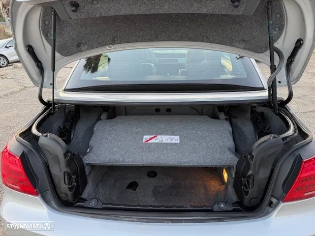BMW 320 d Auto - 13
