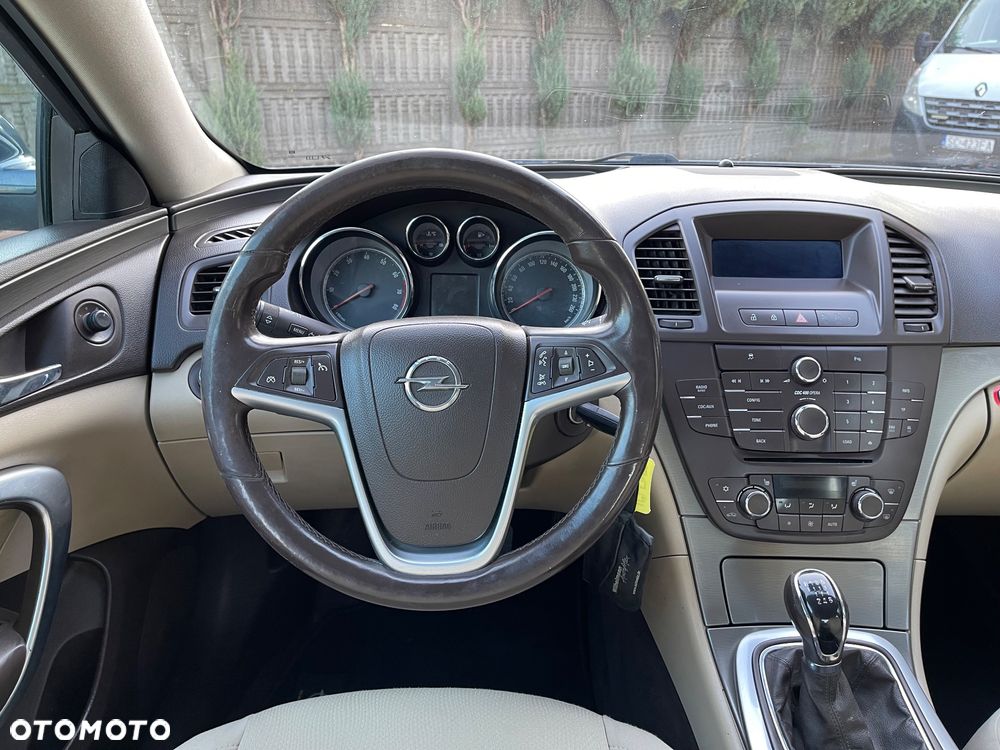 Opel Insignia 1.8 Innovation - 10