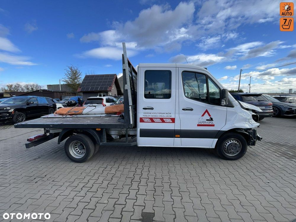 Mercedes-Benz Sprinter - 1